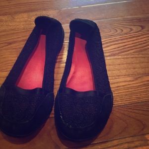 Sketchers flats with memory foam sole